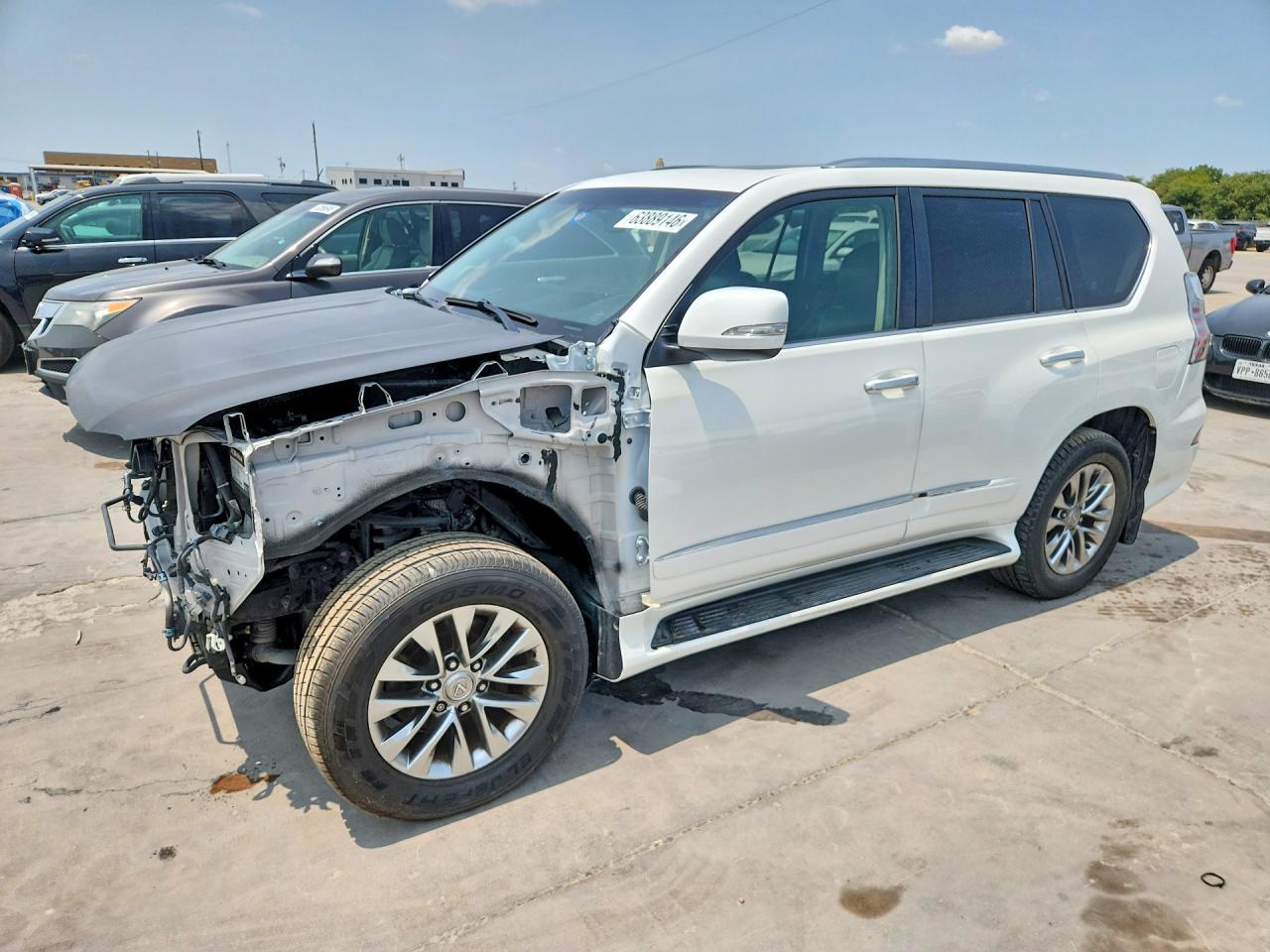 2017 Lexus GX 460 Luxury, VIN JTJJM7FX8H5154019 — Front end