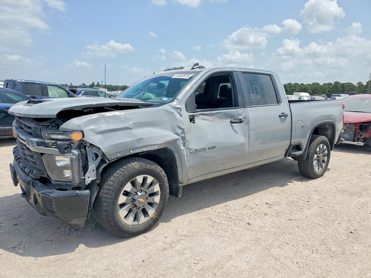 2025 Chevrolet Silverado 2500HD Custom, VIN 2GC4KME78S1152477 — Front end