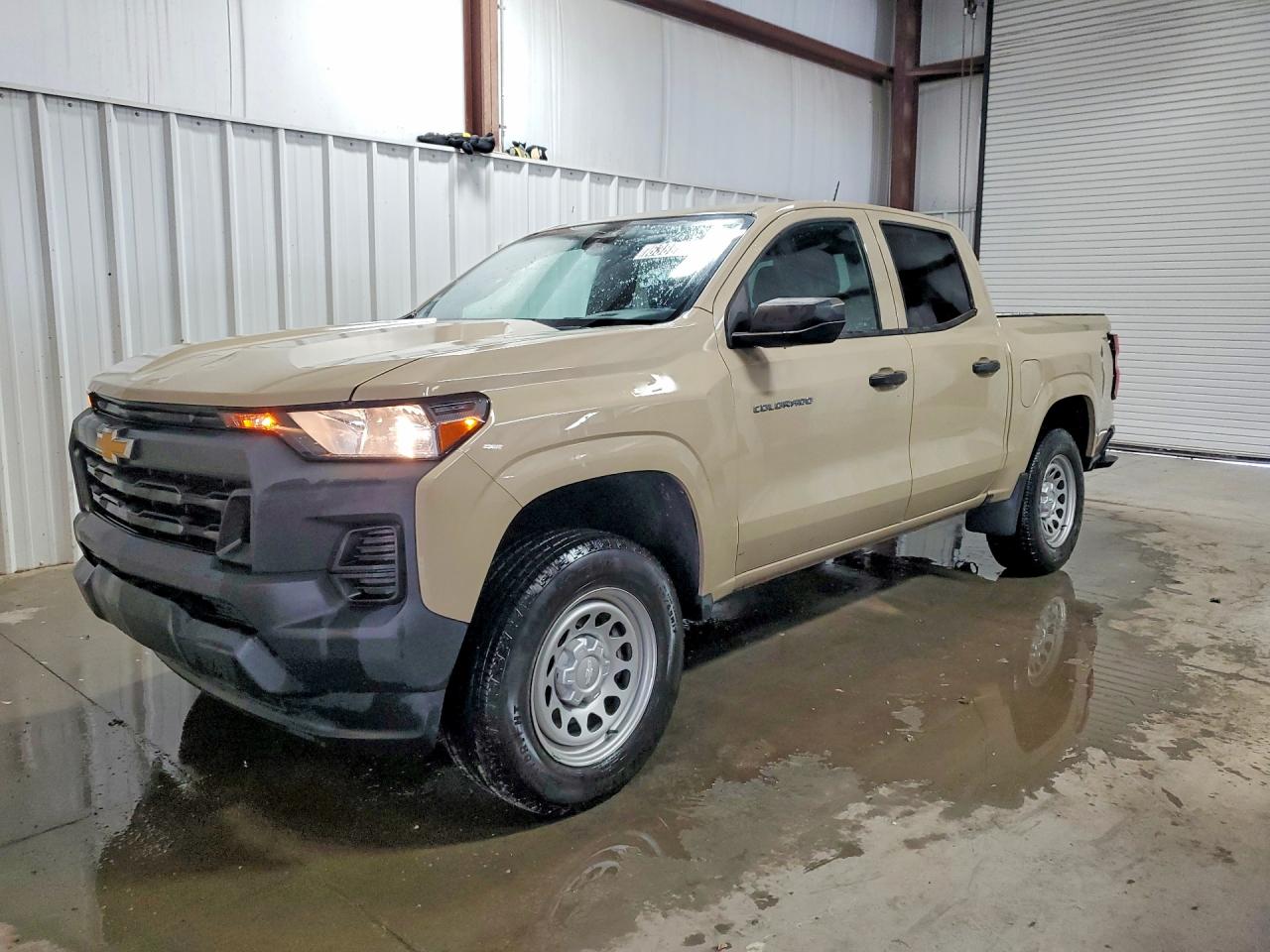 2024 Chevrolet Colorado 2WD Work Truck, VIN 1GCGSBECXR1200706 — Бок