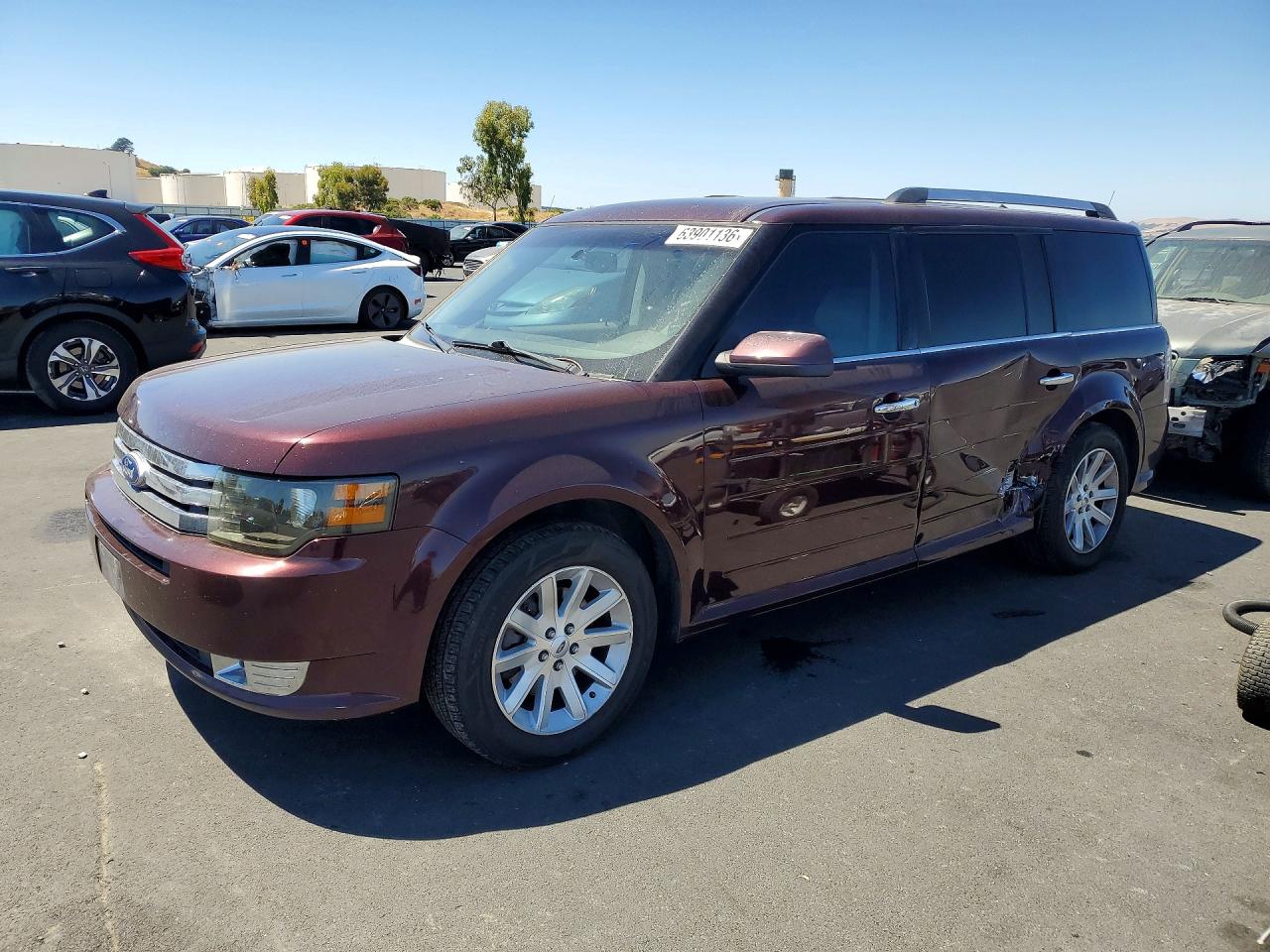 2011 Ford Flex SEL, VIN 2FMHK6CC1BBD27669 — Side