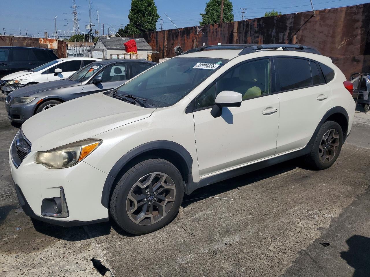 2016 Subaru Crosstrek Premium, VIN JF2GPADC9G8266666 — Мелкие вмятины и царапины