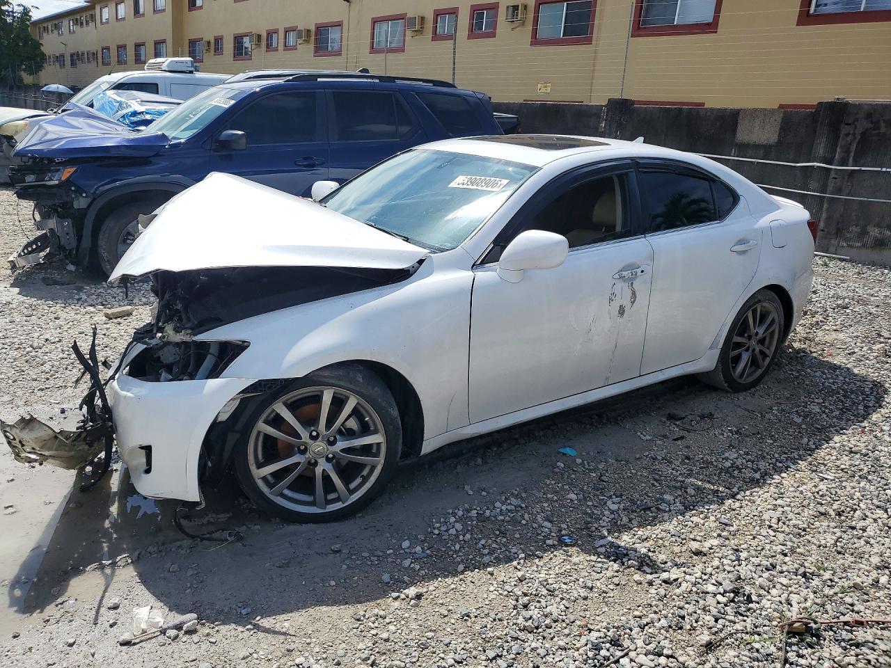 2008 Lexus IS 250, VIN JTHBK262582065321 — Front end