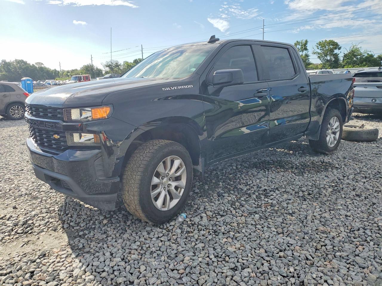 2021 Chevrolet Silverado 1500 Custom, VIN 3GCPWBEK0MG128422 — Minor dents and scratches