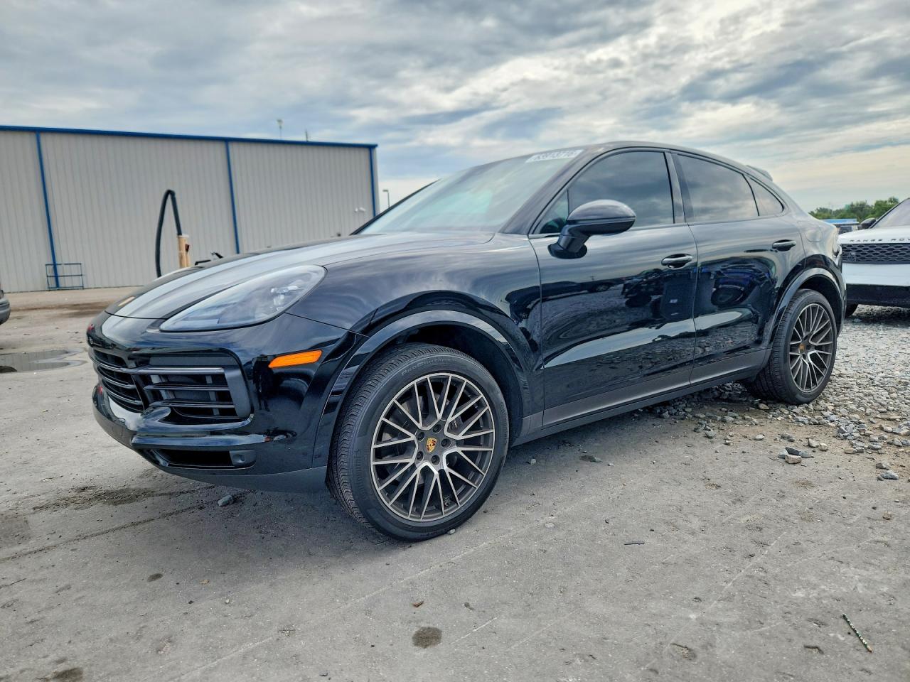 2021 Porsche Cayenne E-Hybrid, VIN WP1BE2AY7MDA44164 — Minor dents and scratches