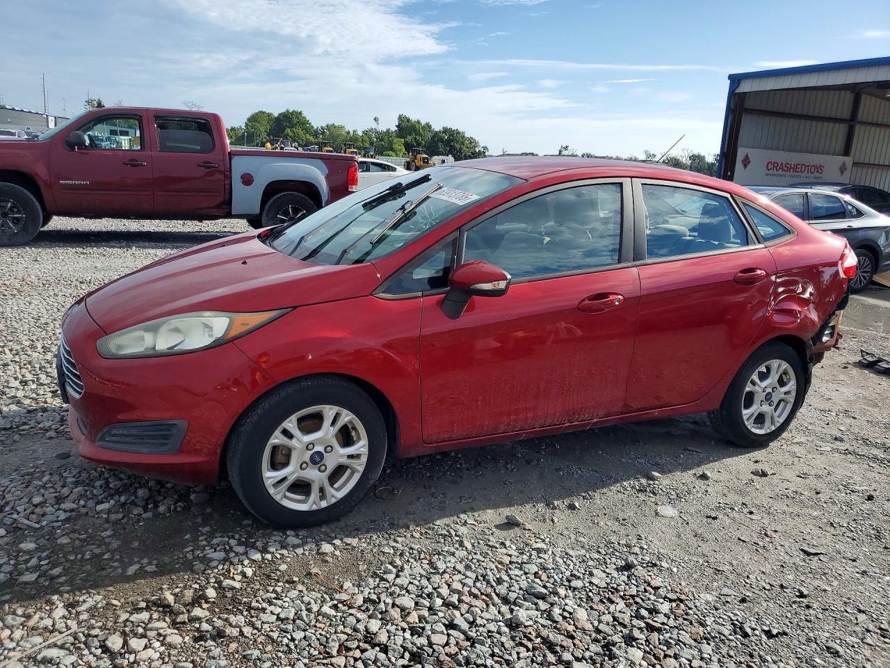 2016 Ford Fiesta SE, VIN 3FADP4BJ8GM182795 — Зад