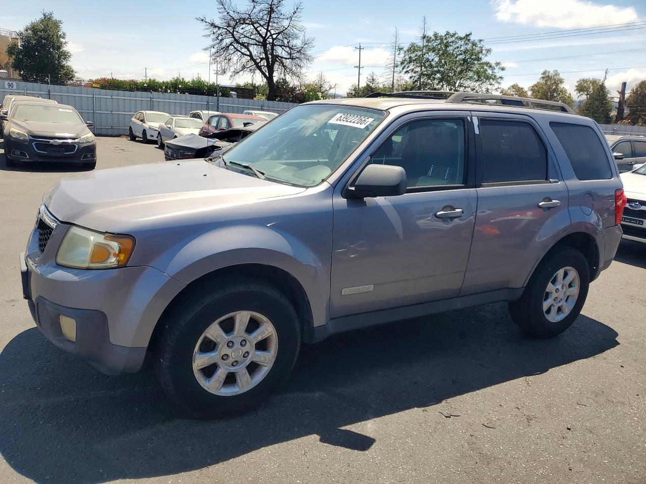 2008 Mazda Tribute Sport, VIN 4F2CZ06118KM00149 — Minor dents and scratches