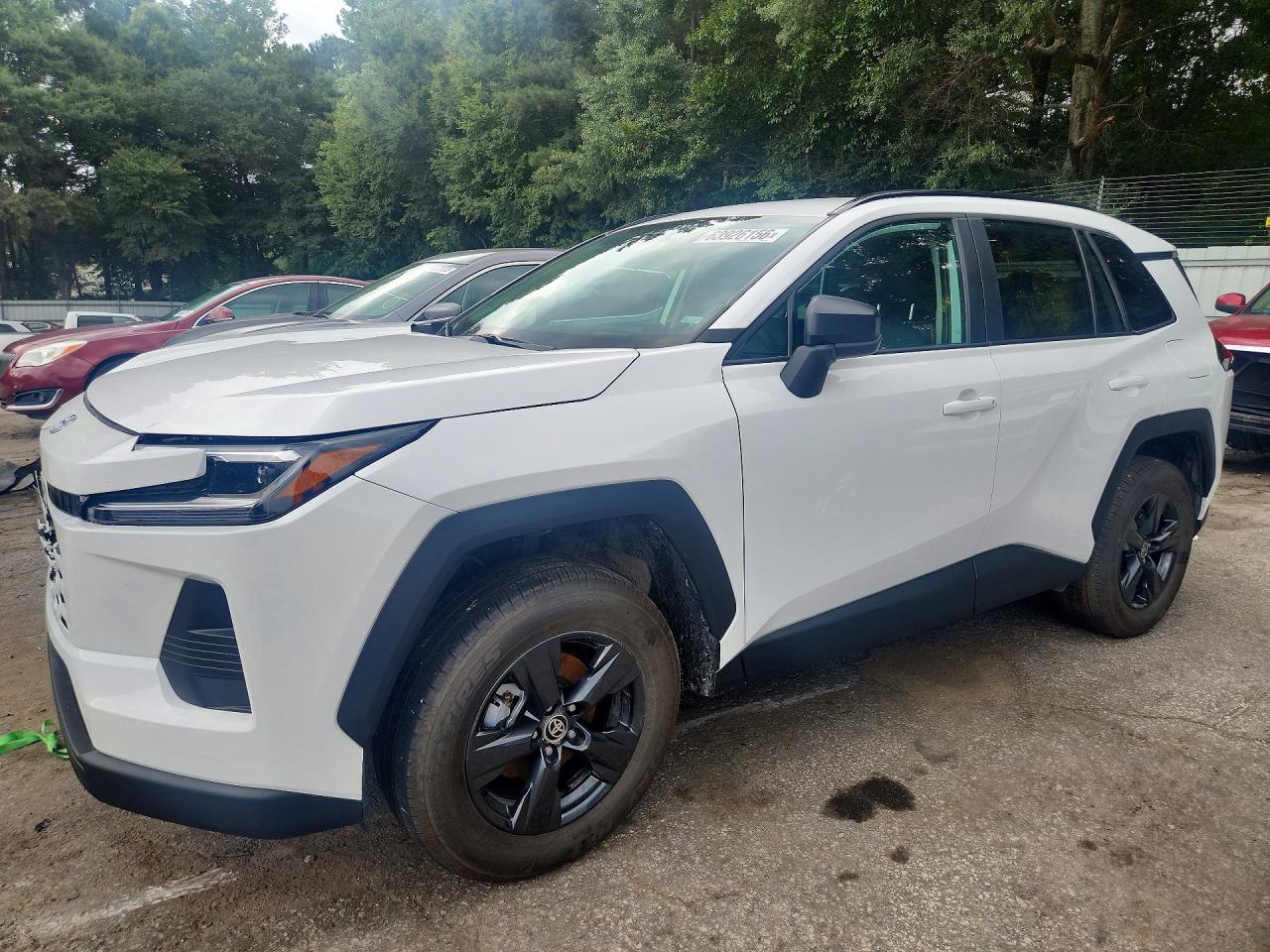 2026 Toyota RAV4 LE, VIN 2T36CRAV6TC013790 — Front end