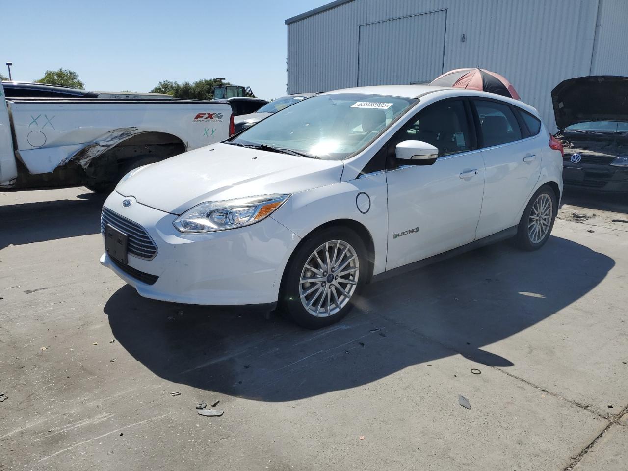2016 Ford Focus Electric, VIN 1FADP3R47GL216219 — Rear end