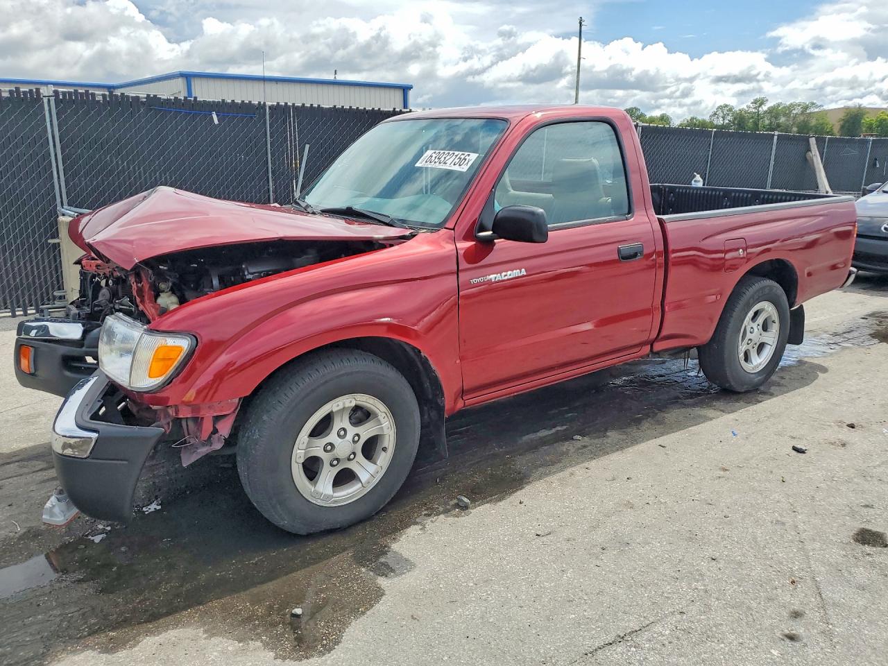 1998 Toyota Tacoma, VIN 4TANL42N6WZ158646 — Перед