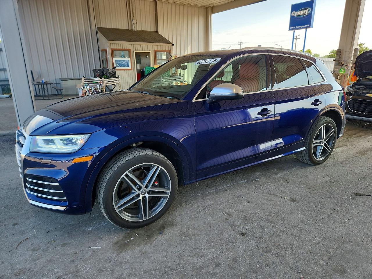 2018 Audi SQ5 Premium Plus, VIN WA1A4AFY4J2148602 — Minor dents and scratches