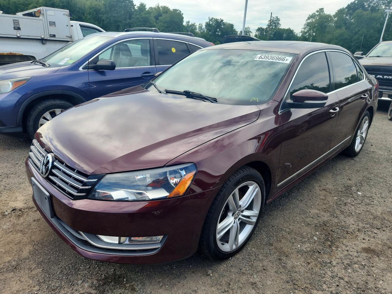 2013 Volkswagen Passat SEL Premium, VIN 1VWCN7A33DC093307 — Water / flood