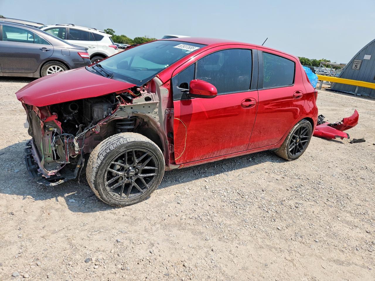 2017 Toyota Yaris L, VIN VNKKTUD3XHA075197 — Front end