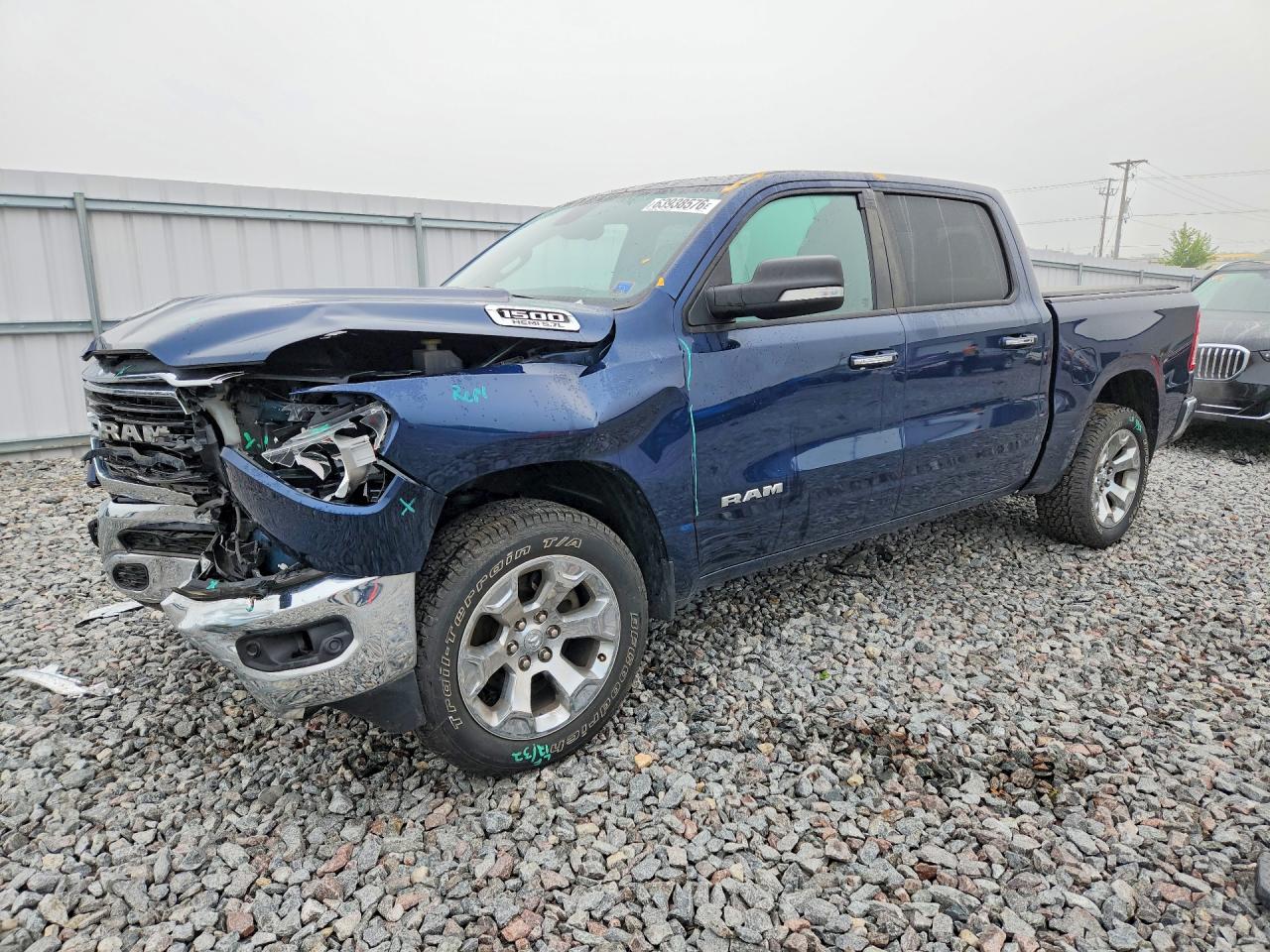 2019 Ram 1500 Big Horn, VIN 1C6SRFFT6KN761244 — Перед