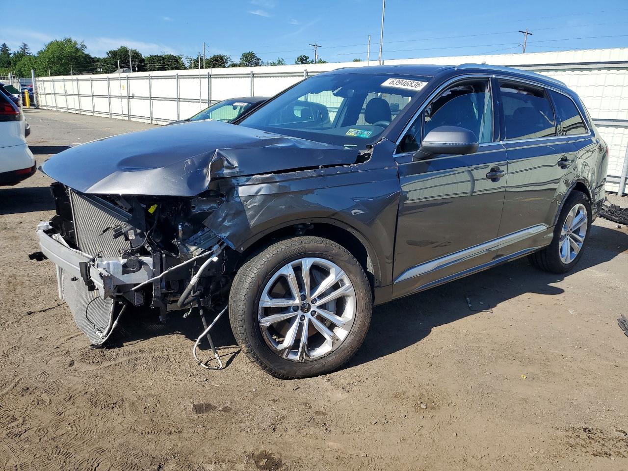 2025 Audi Q7 Premium Plus, VIN WA1LVBF78SD012711 — Front end