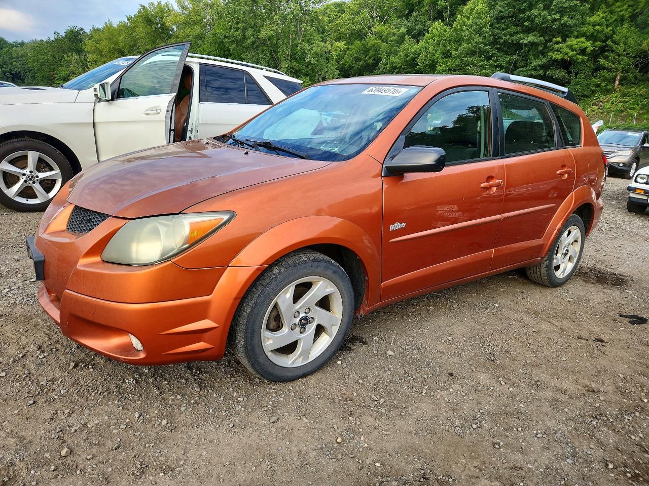 2004 Pontiac Vibe, VIN 5Y2SL62834Z437904 — Front end