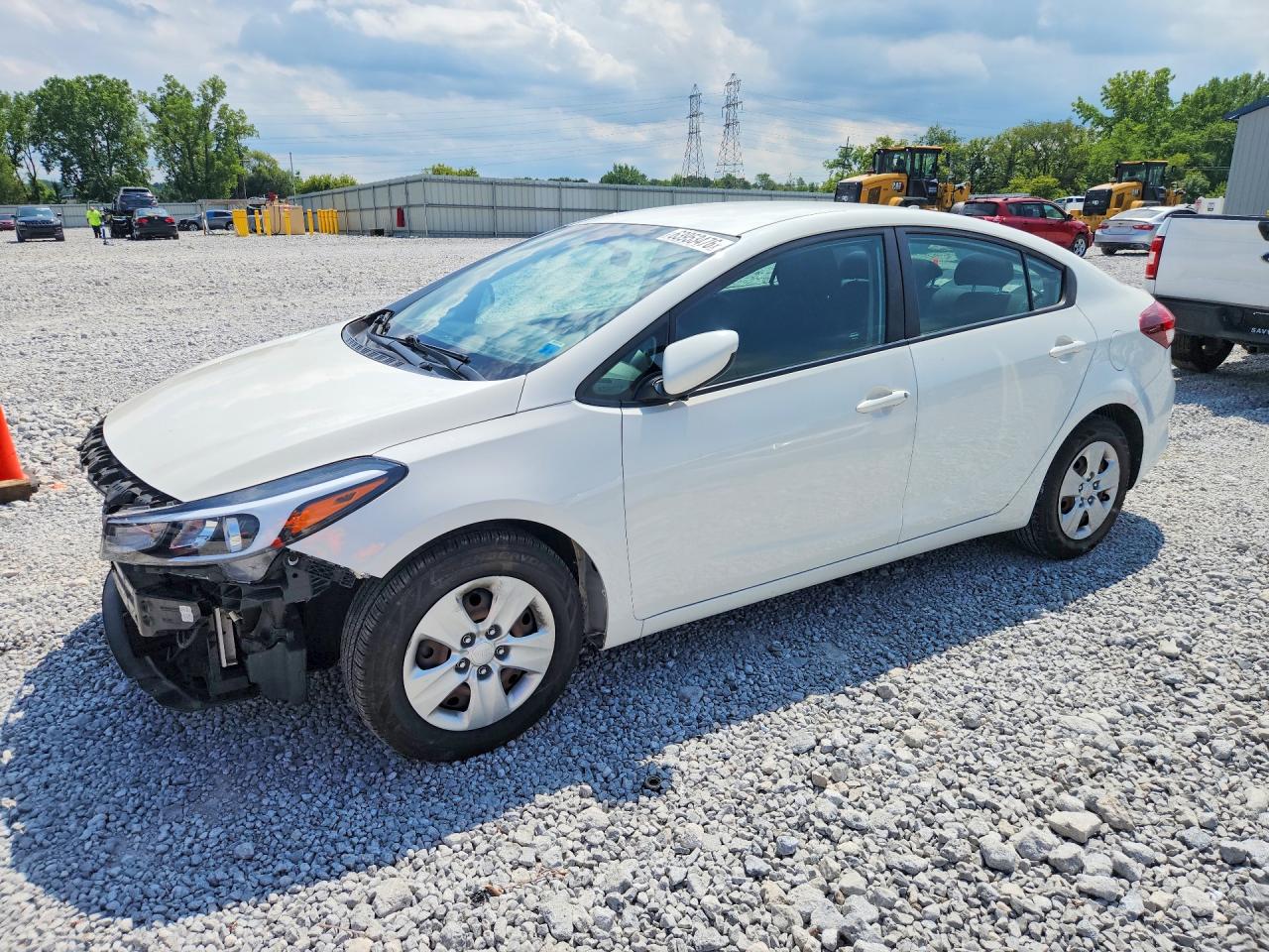 2018 Kia Forte LX, VIN 3KPFK4A75JE227930 — Front end
