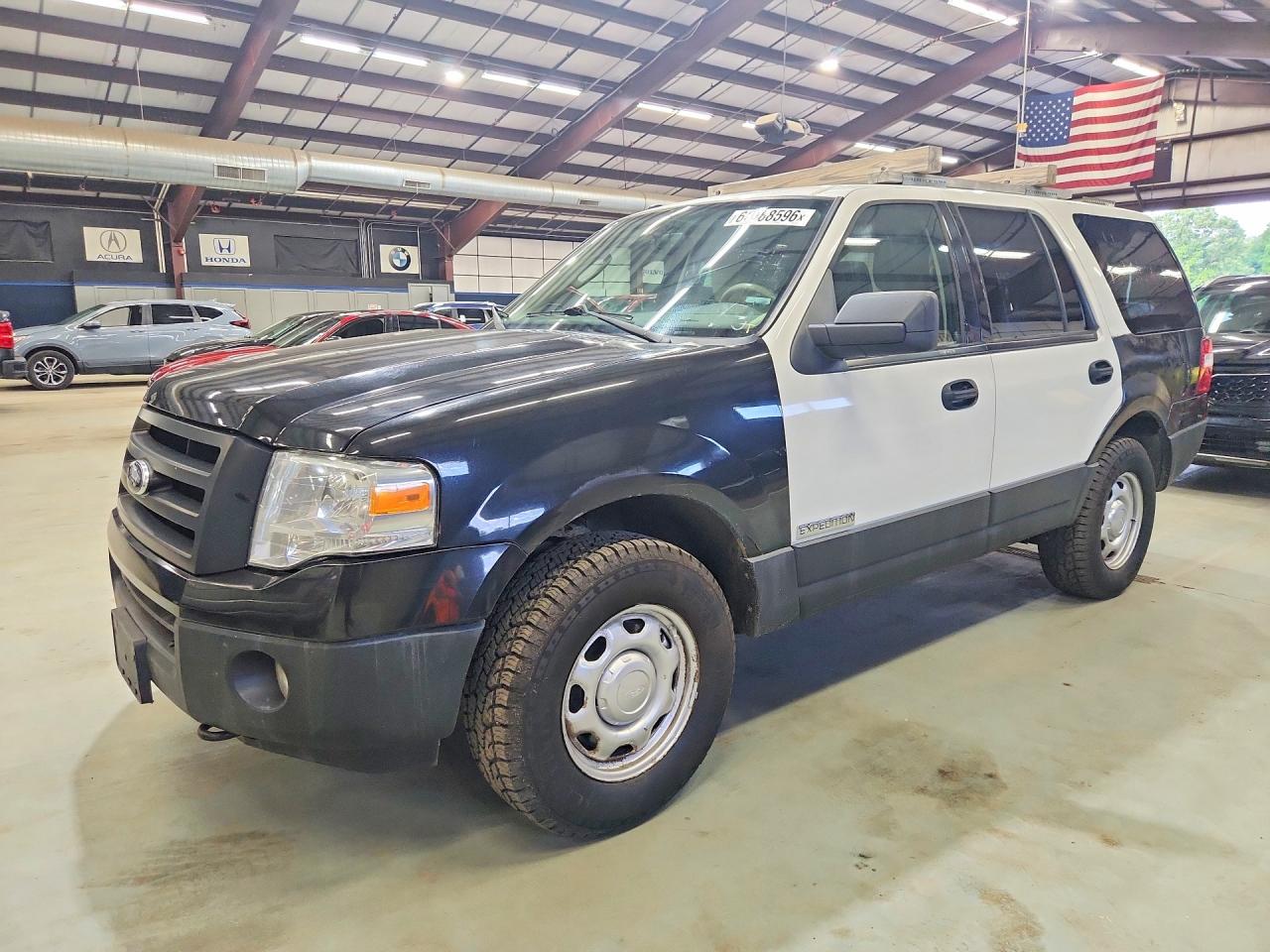 2012 Ford Expedition XL, VIN 1FMJU1G54CEF47761 — Мелкие вмятины и царапины