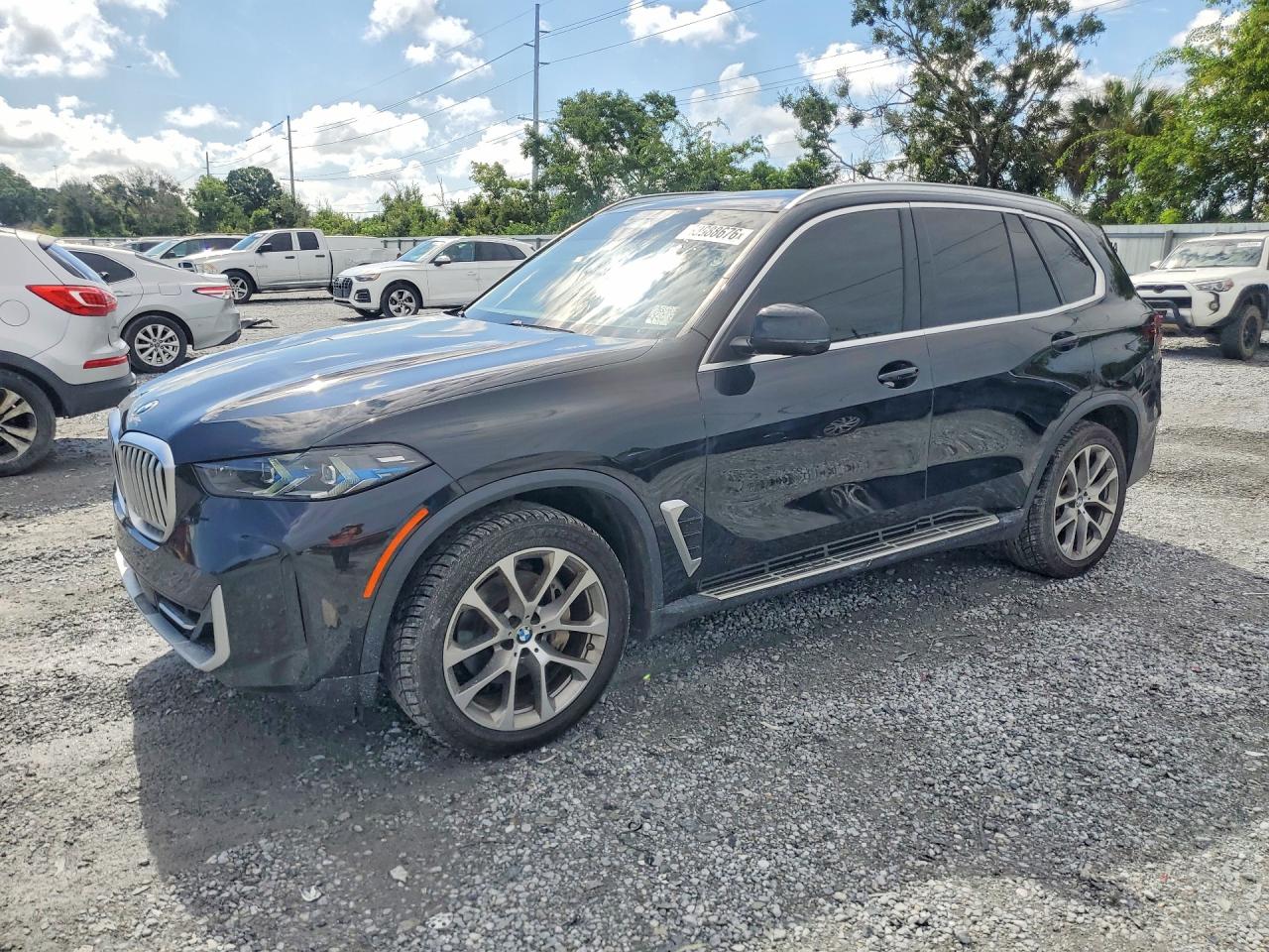 2024 BMW X5 sDrive40i, VIN 5UX13EU04R9S58824 — Normal wear