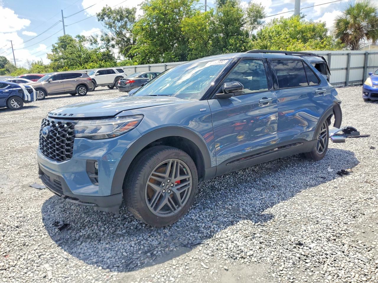 2026 Ford Explorer ST-Line, VIN 1FMUK7KH4TGA09346 — Rear end
