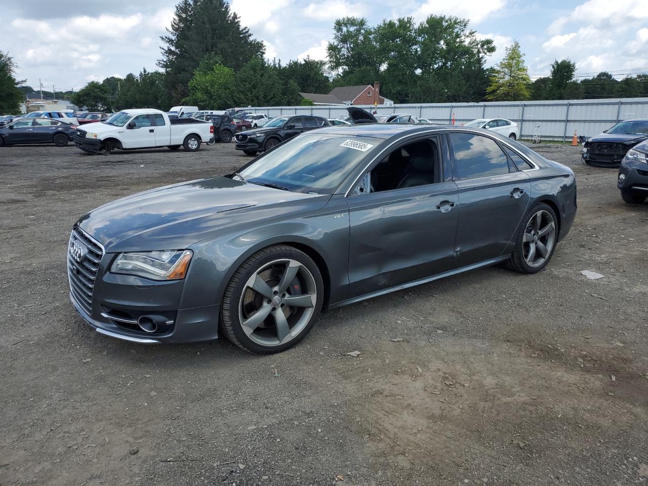 2013 Audi S8, VIN WAUD2AFD6DN018195 — Side