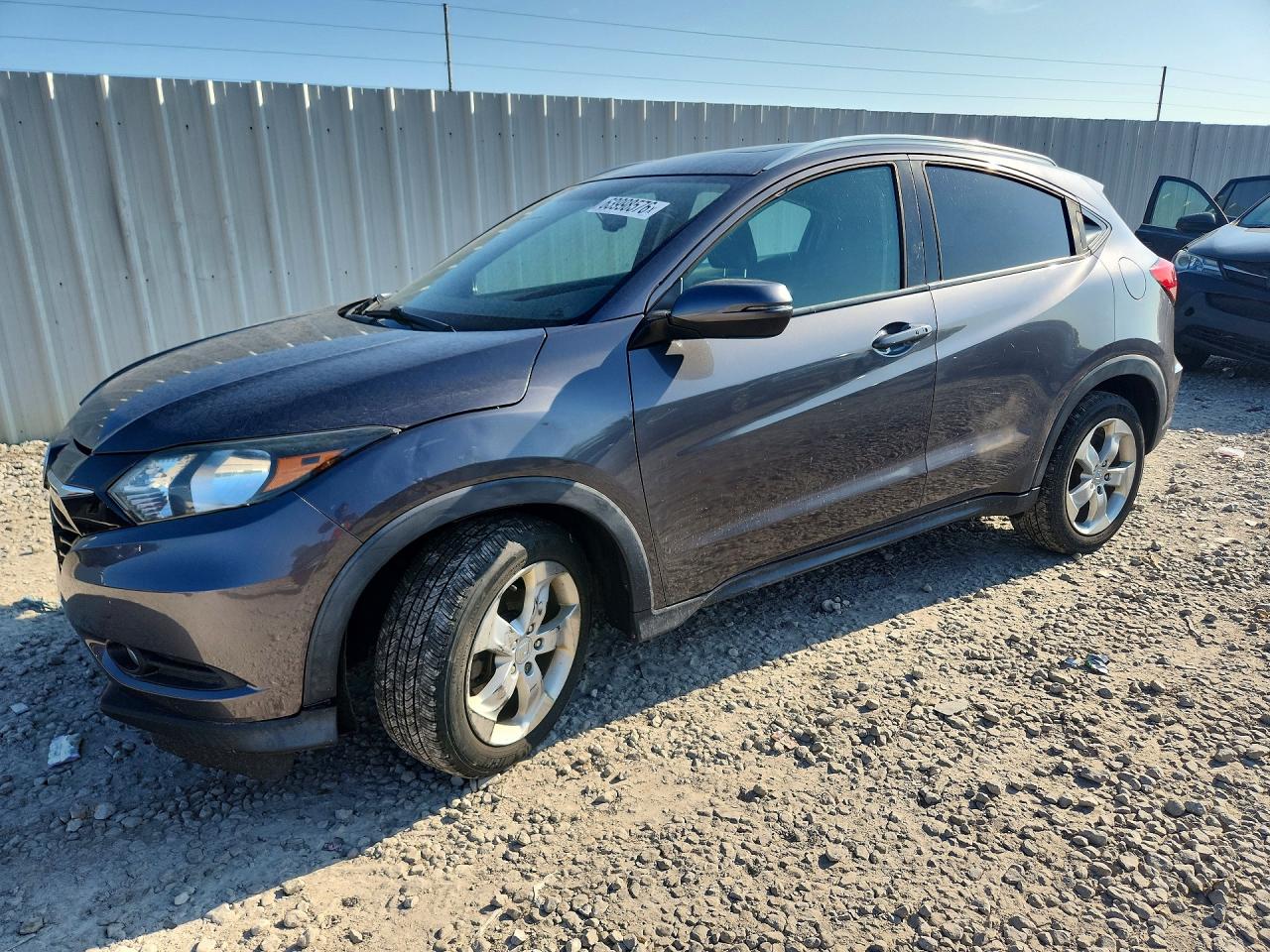 2016 Honda HR-V EX-L, VIN 3CZRU6H77GM700115 — Front end