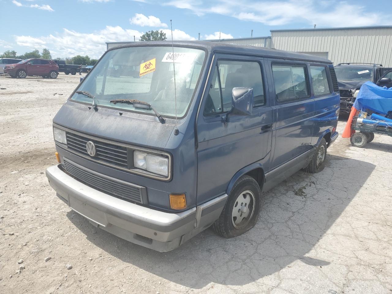 1991 Volkswagen Vanagon, VIN WV2YB0253MH006910 — Minor dents and scratches