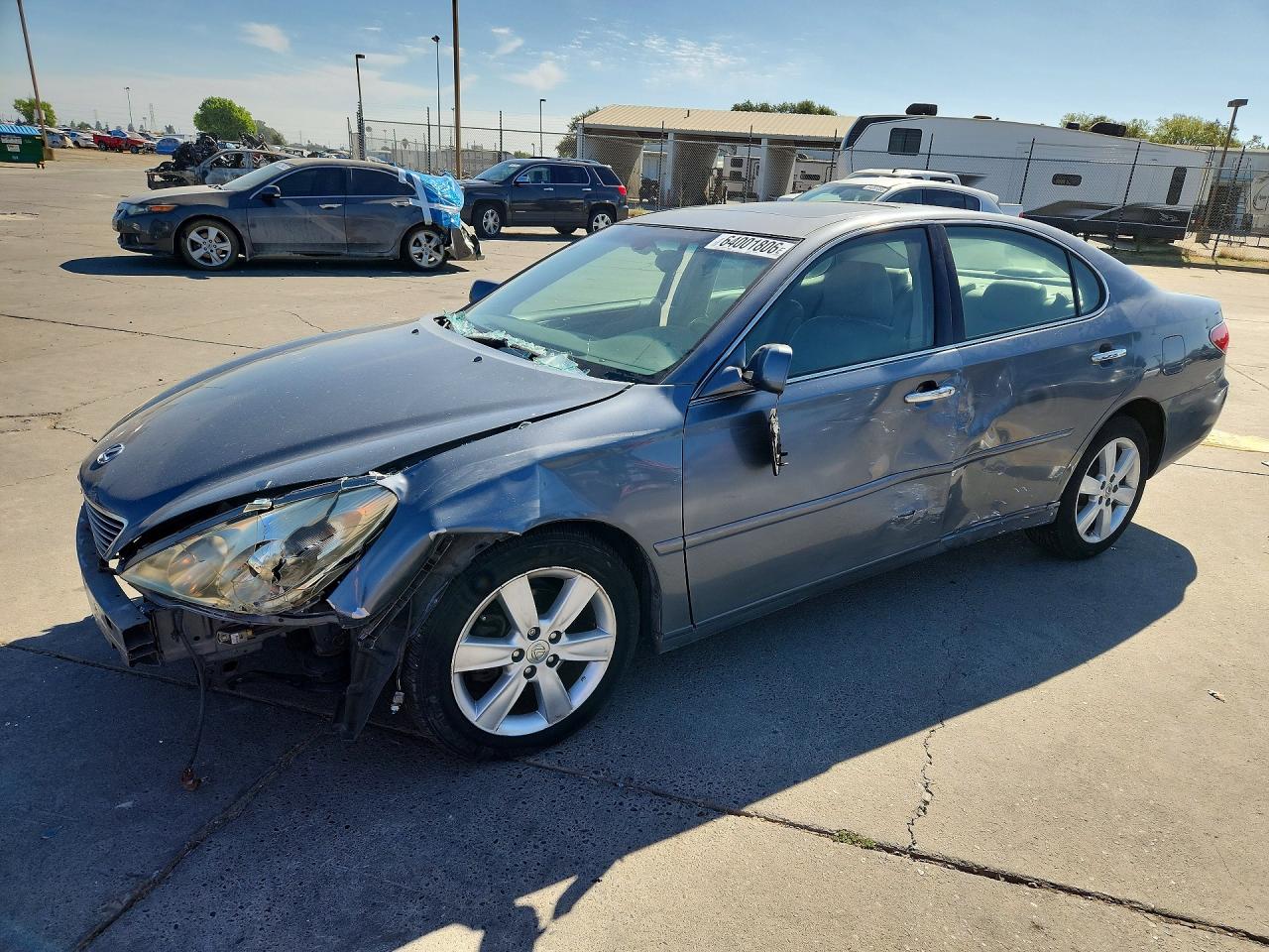 2005 Lexus ES 350, VIN JTHBA30GX55089170 — Front end
