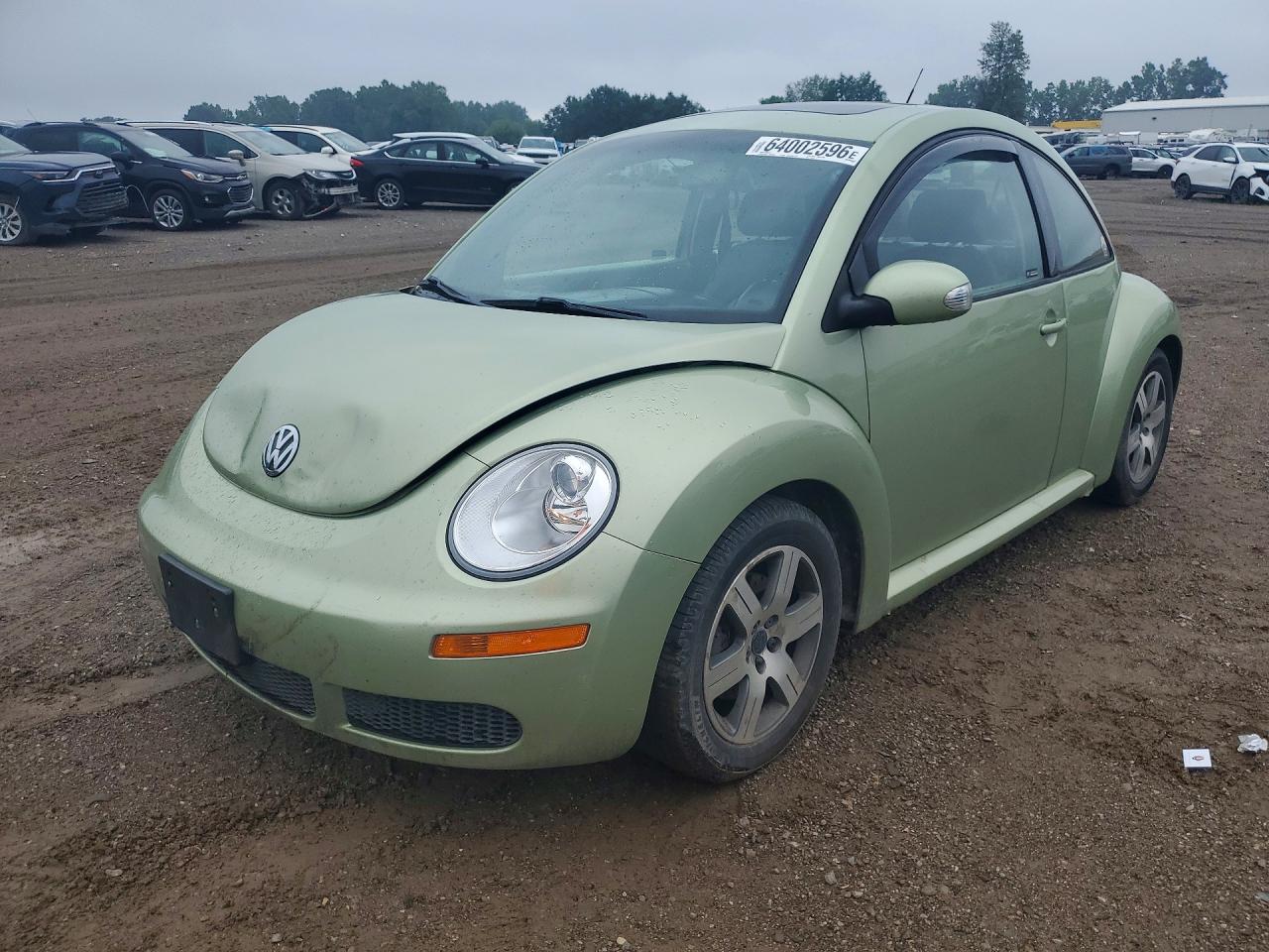 2006 Volkswagen Beetle, VIN 3VWRW31C76M415061 — Перед