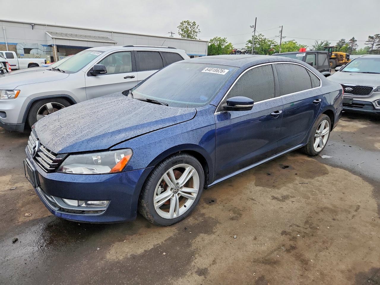 2014 Volkswagen Passat SE, VIN 1VWBM7A32EC033969 — Перед