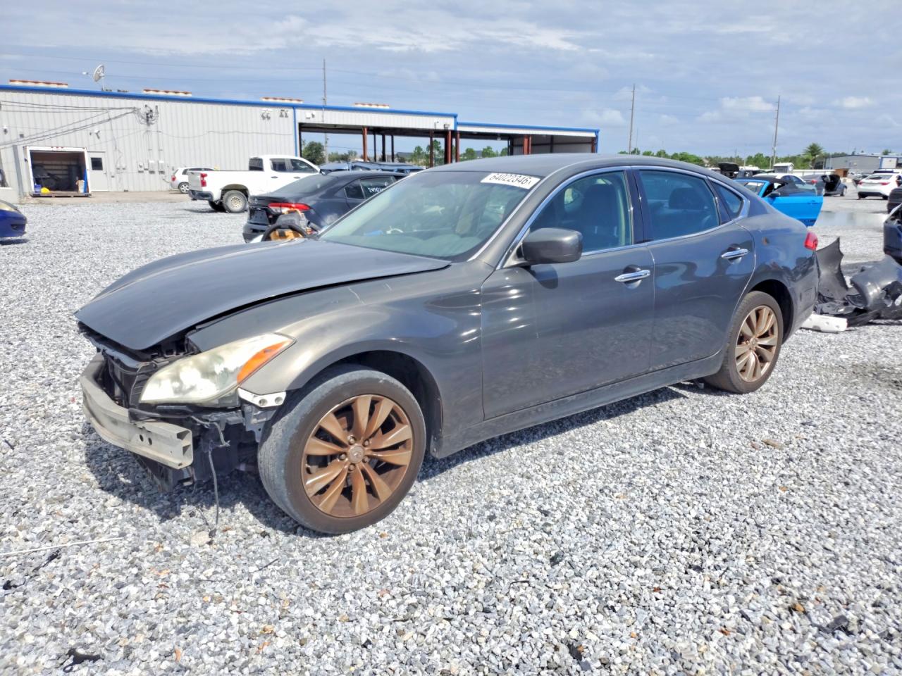 2013 Infiniti M, VIN JN1BY1AR2DM602209 — Front end