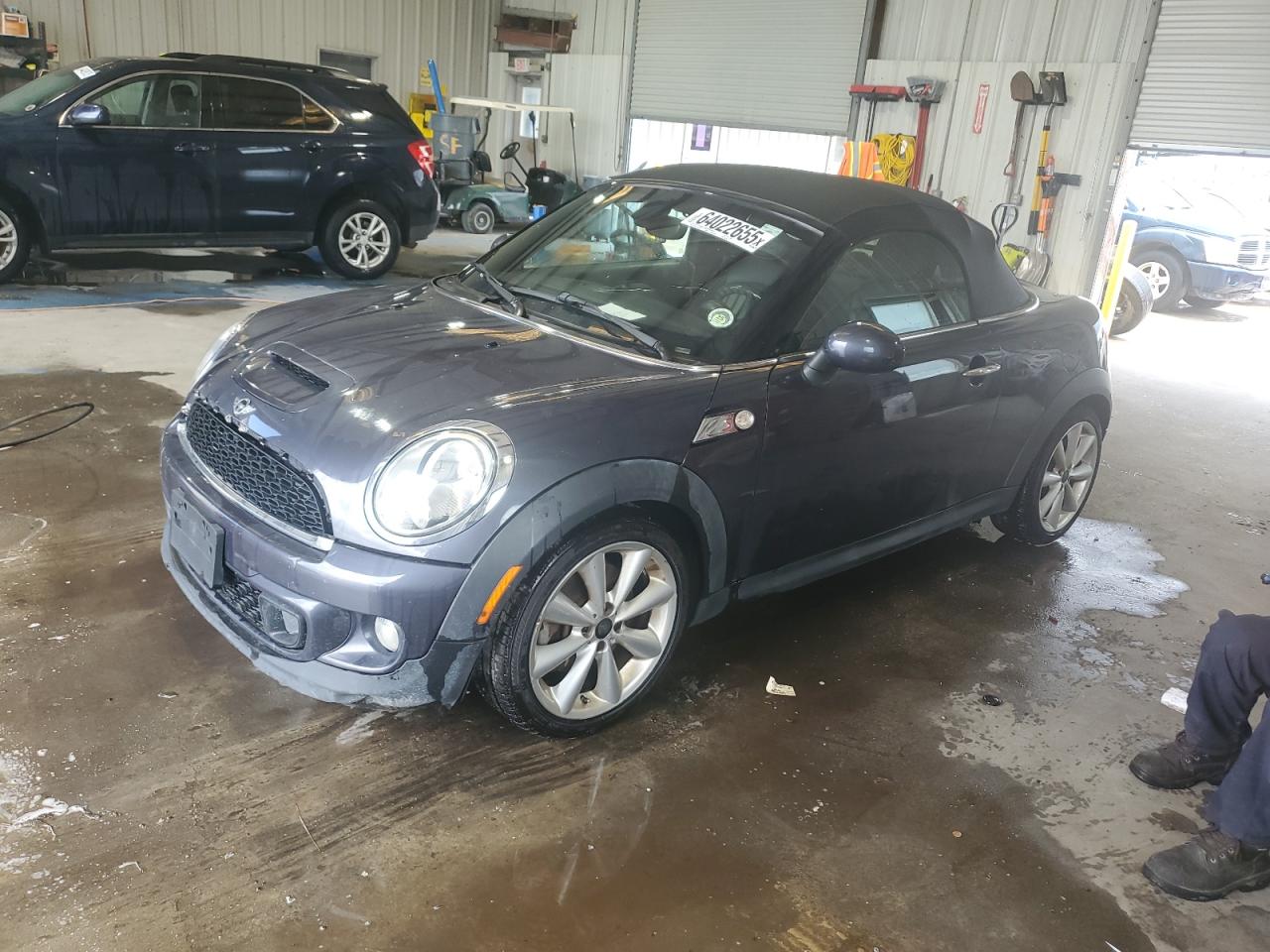 2014 MINI Roadster S, VIN WMWSY3C56ET594736 — Rear end