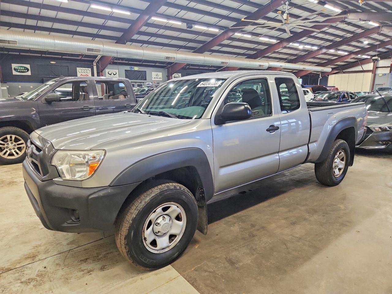 2015 Toyota Tacoma, VIN 5TFUX4EN1FX036921 — Minor dents and scratches