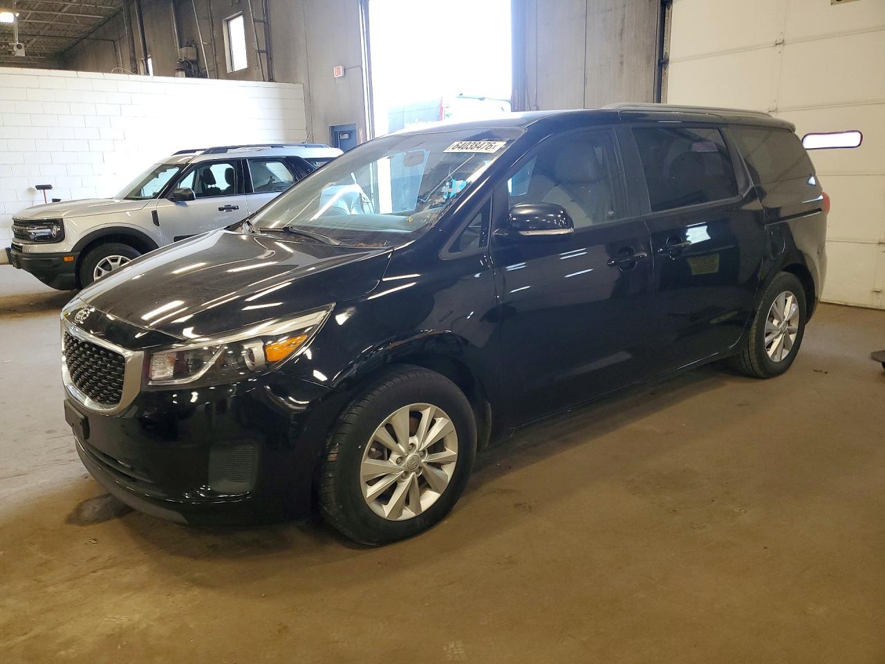 2016 Kia Sedona LX, VIN KNDMB5C16G6085933 — Stripped