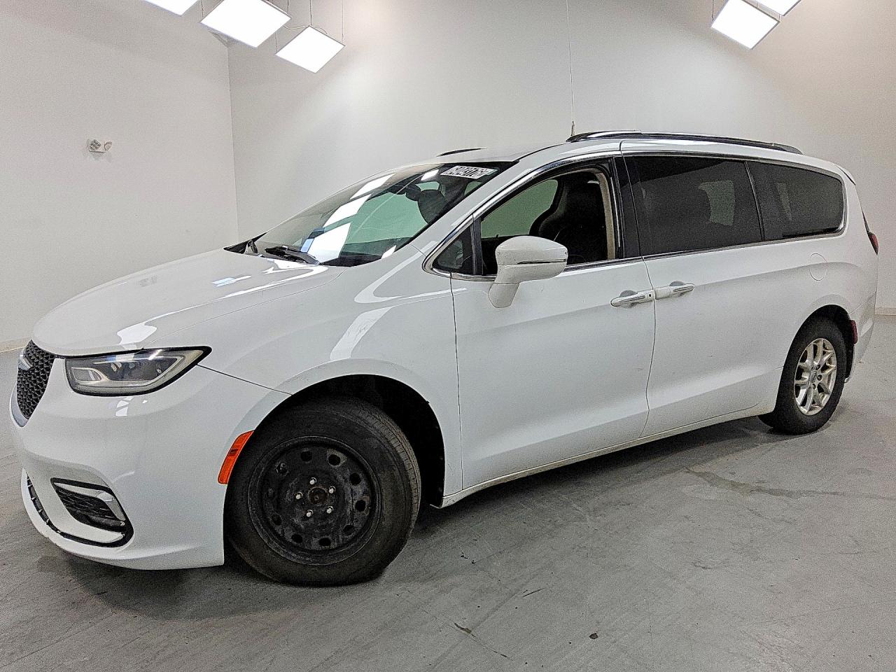 2021 Chrysler Pacifica Touring L, VIN 2C4RC1BG8MR574713 — Вода / потоп