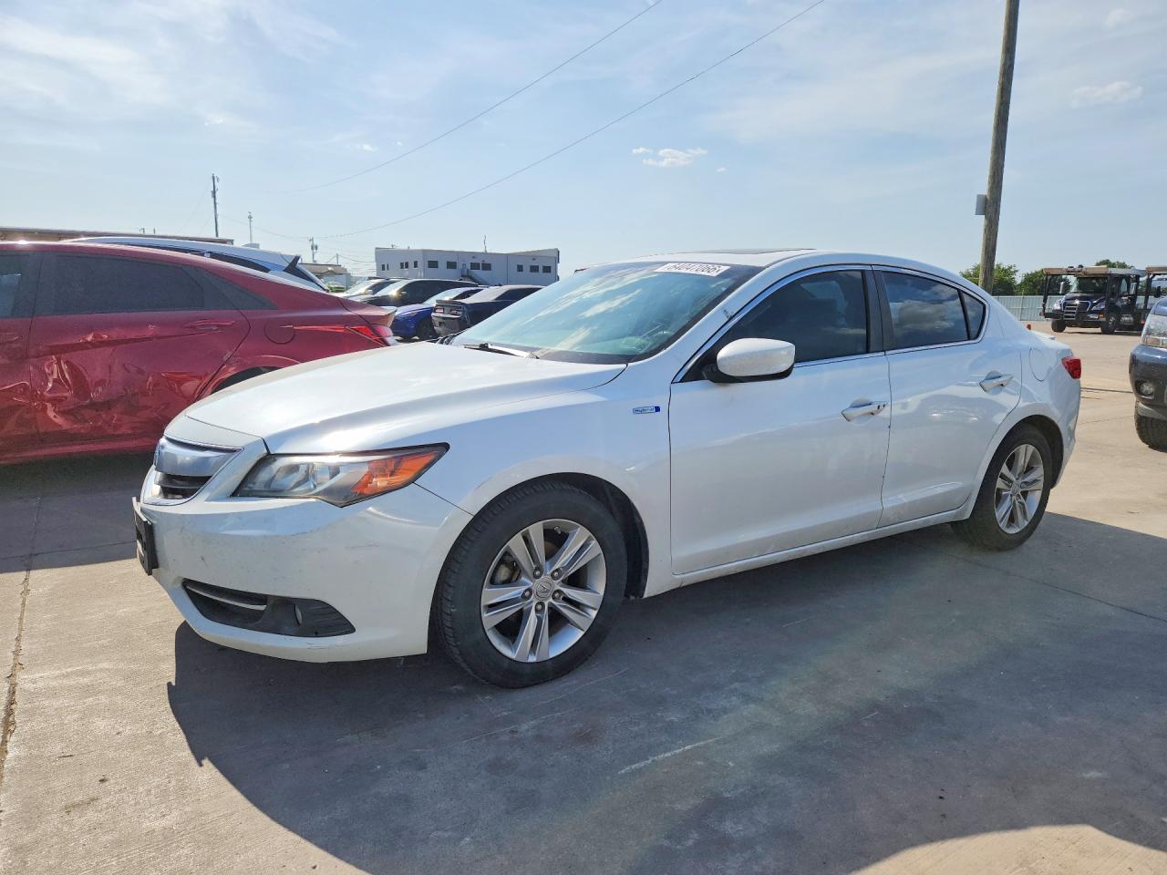 2013 Acura ILX Hybrid Technology, VIN 19VDE3F70DE301964 — Mechanical