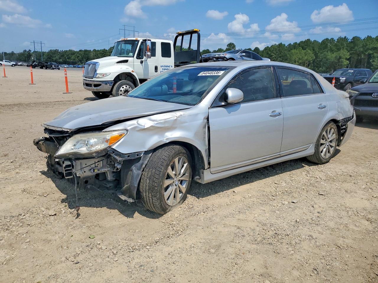 2011 Toyota Avalon Limited, VIN 4T1BK3DB0BU402785 — Rollover
