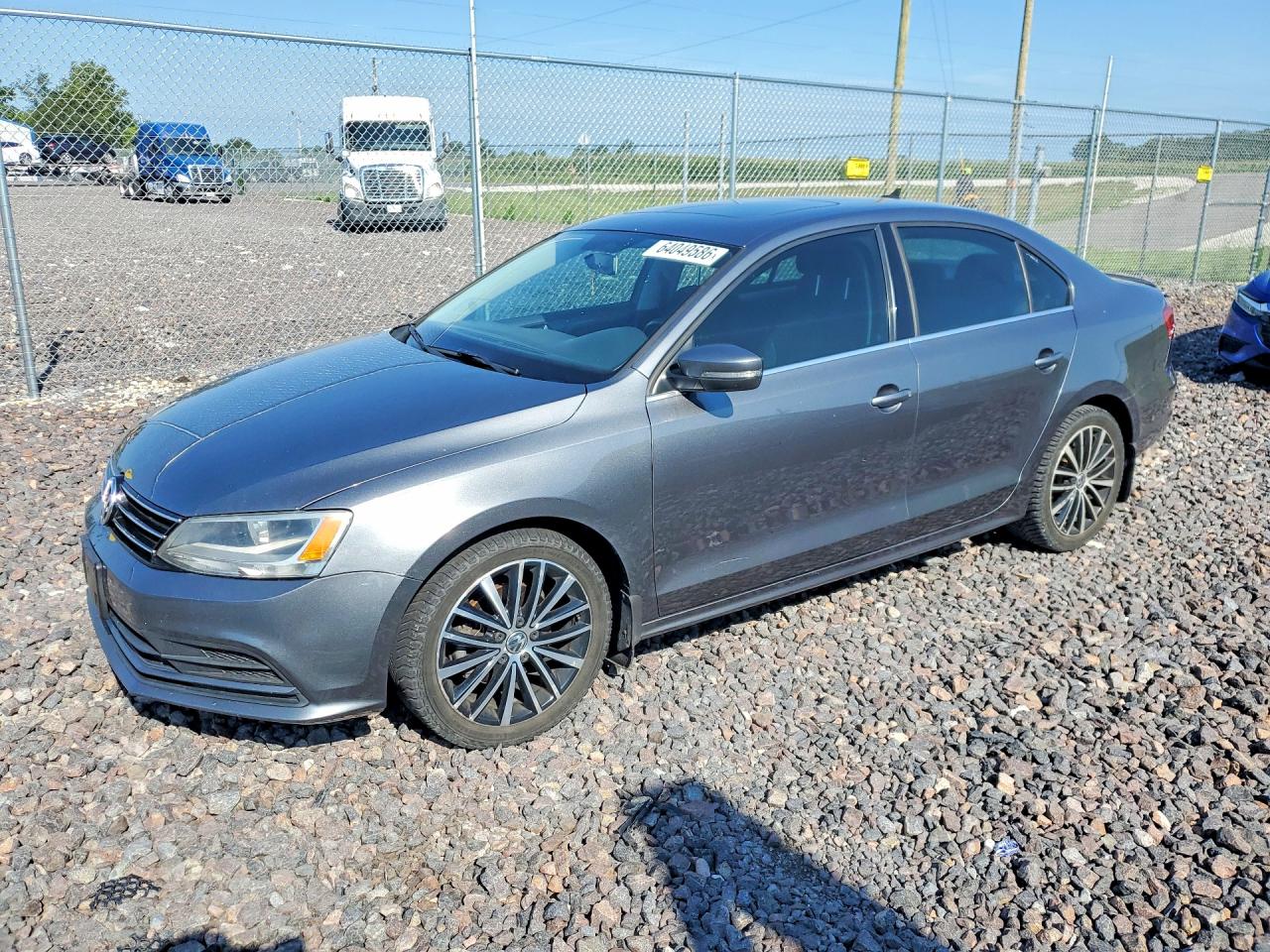 2015 Volkswagen Jetta SE, VIN 3VWD17AJ9FM250953 — Side