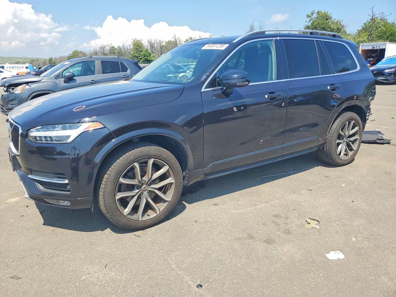 2017 Volvo XC90 Momentum, VIN YV4A22PK5H1166941 — Rear end