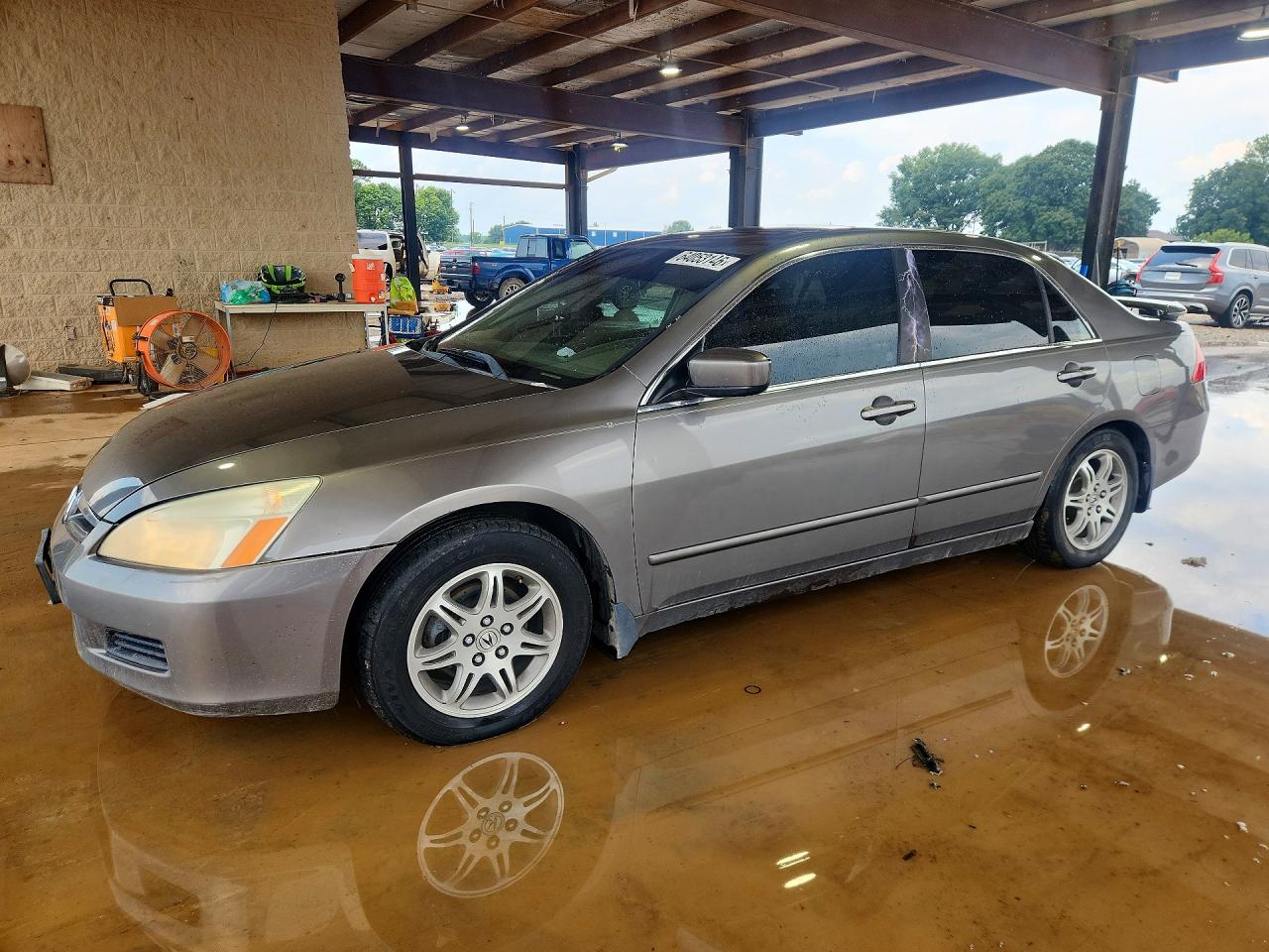 2006 Honda Accord EX, VIN 1HGCM56766A099270 — Minor dents and scratches