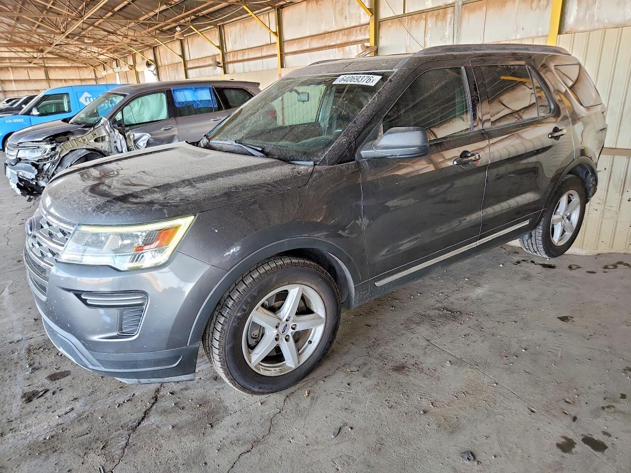 2018 Ford Explorer XLT, VIN 1FM5K7D85JGA19754 — Rear end