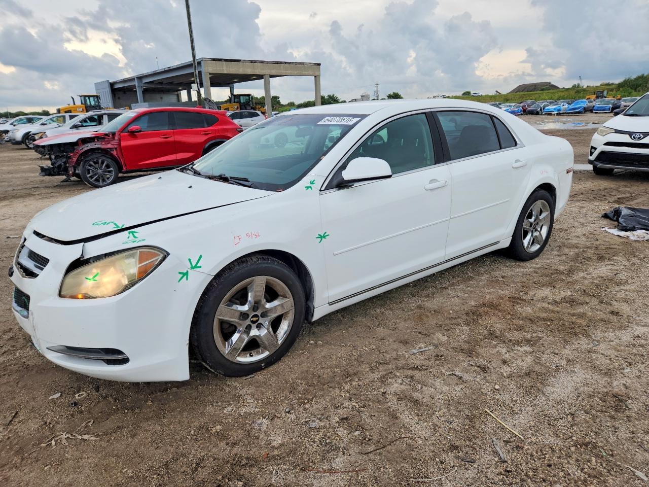 2010 Chevrolet Malibu 1LT, VIN 1G1ZC5E09AF201326 — Перед