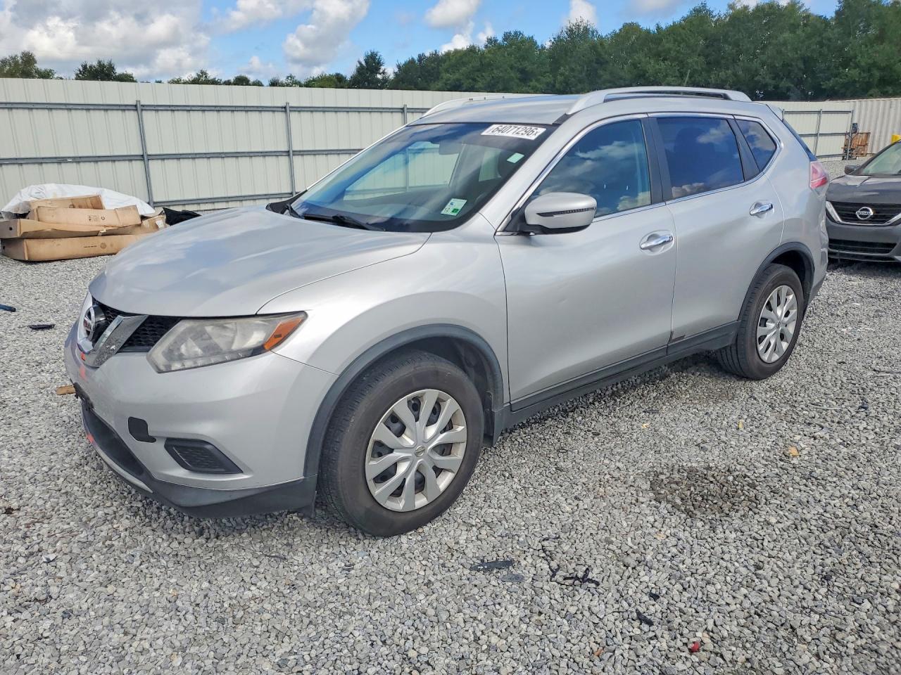 2016 Nissan Rogue SV, VIN KNMAT2MT6GP609249 — Minor dents and scratches