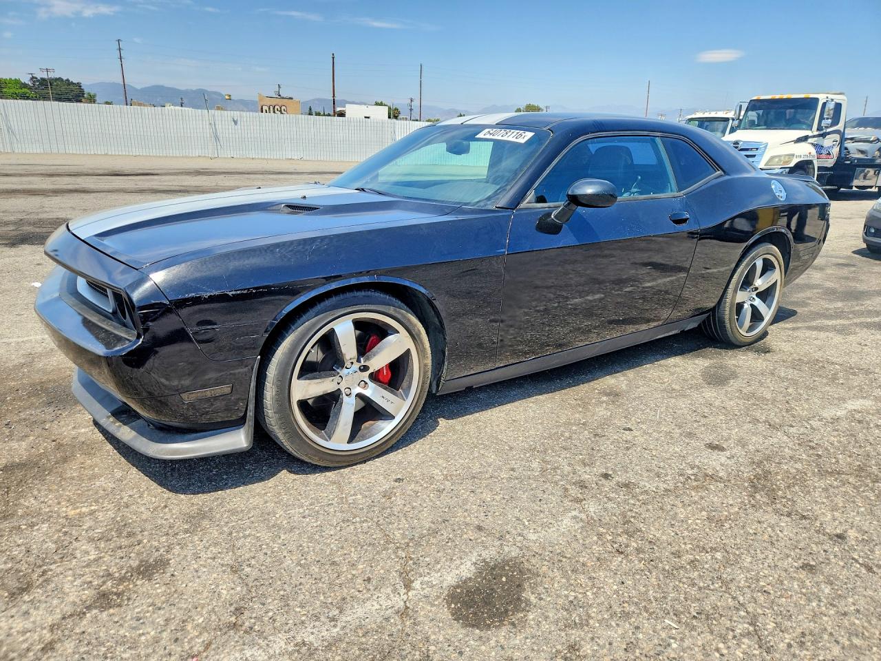 2013 Dodge Challenger SRT-8, VIN 2C3CDYCJ1DH680470 — Minor dents and scratches