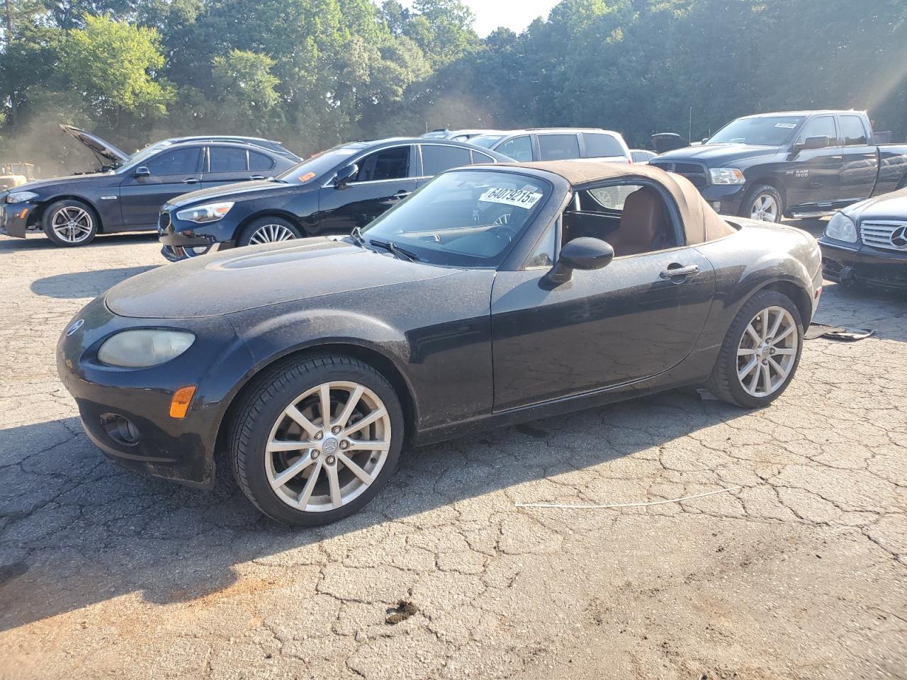 2006 Mazda MX-5 Miata Touring, VIN JM1NC25F660107925 — Minor dents and scratches