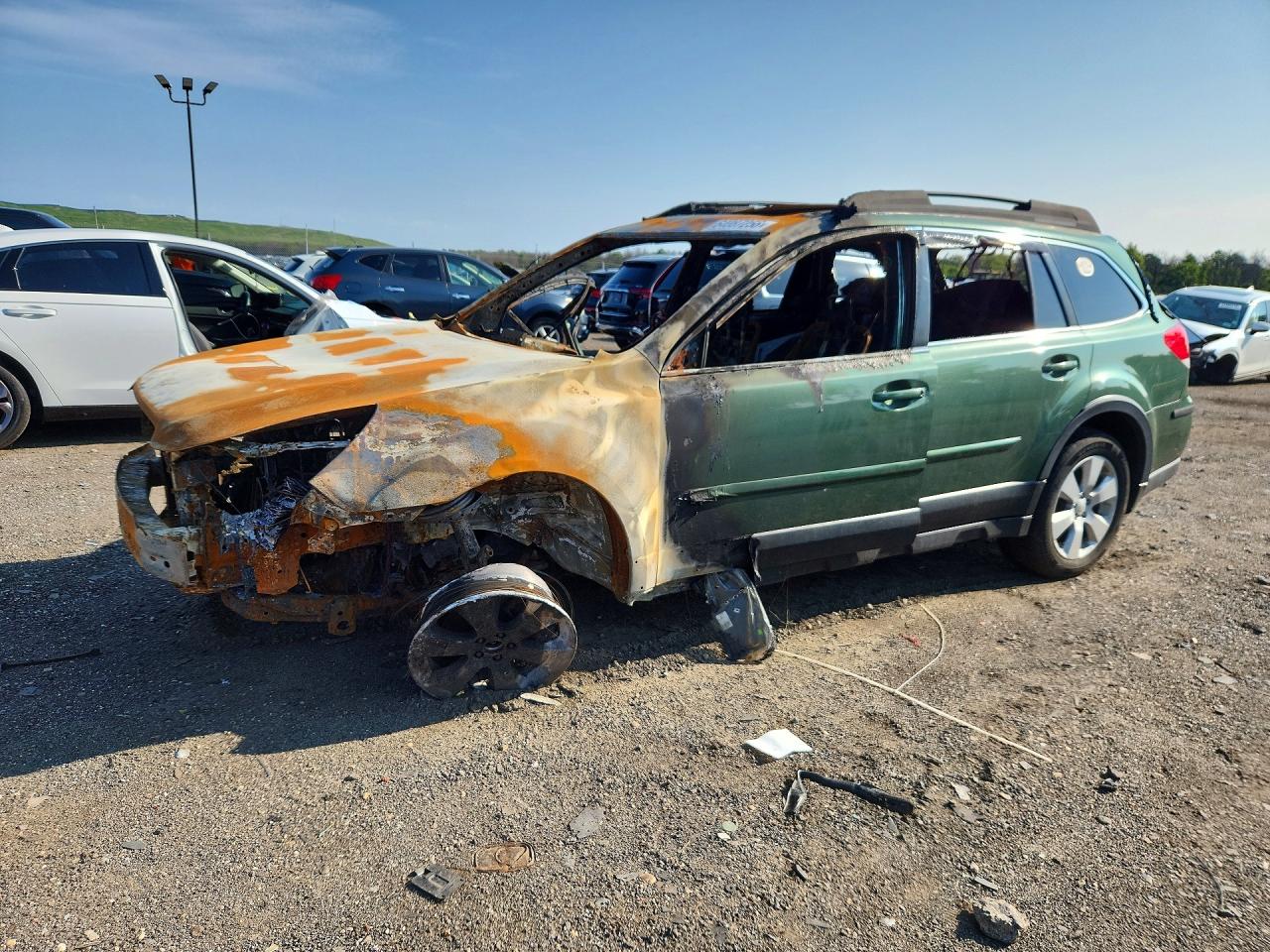 2011 Subaru Outback Premium, VIN 4S4BRBGC0B3402186 — Burn