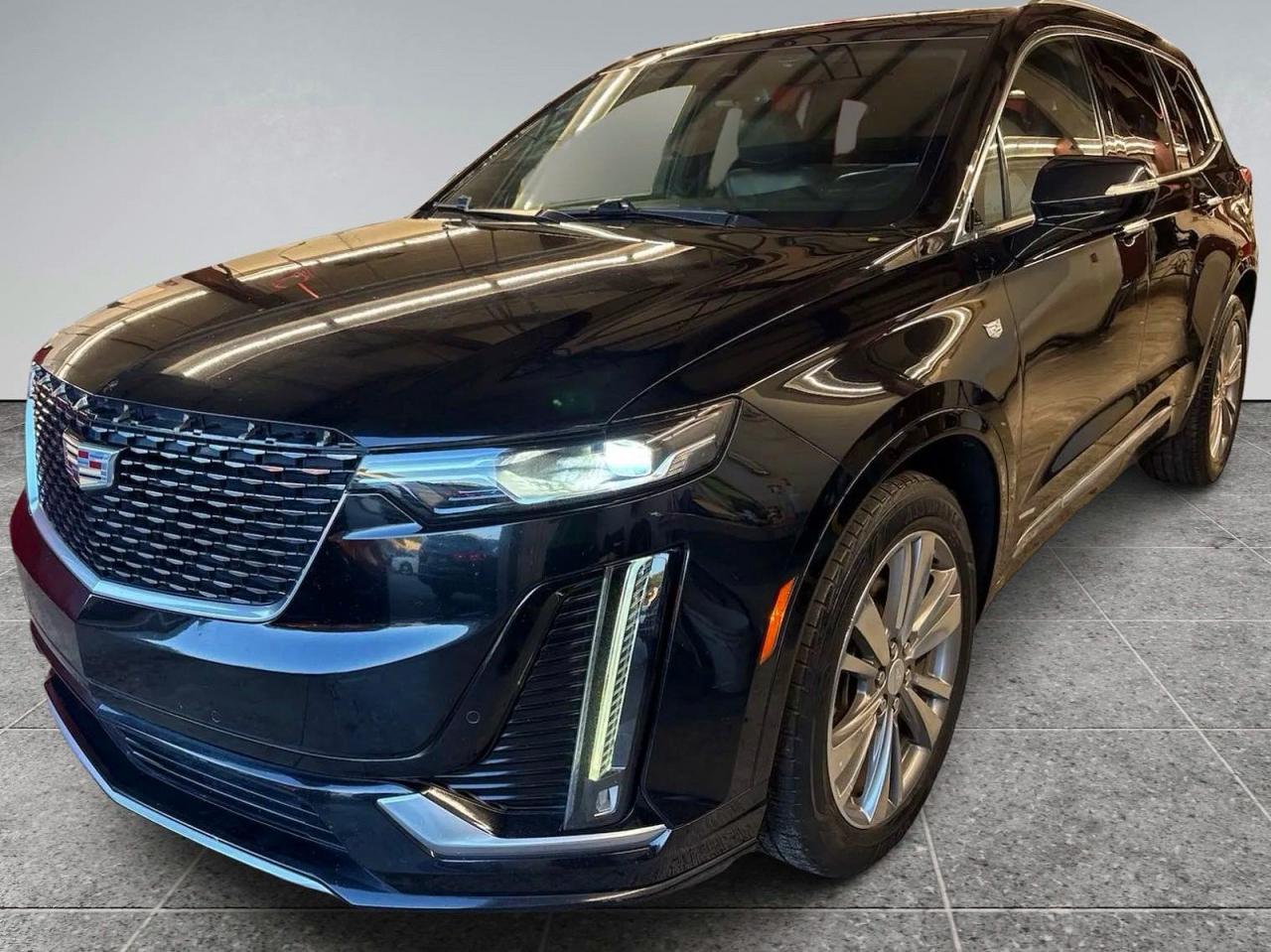 2022 Cadillac XT6 Premium Luxury, VIN 1GYKPCRS0NZ105757 — Обычный износ