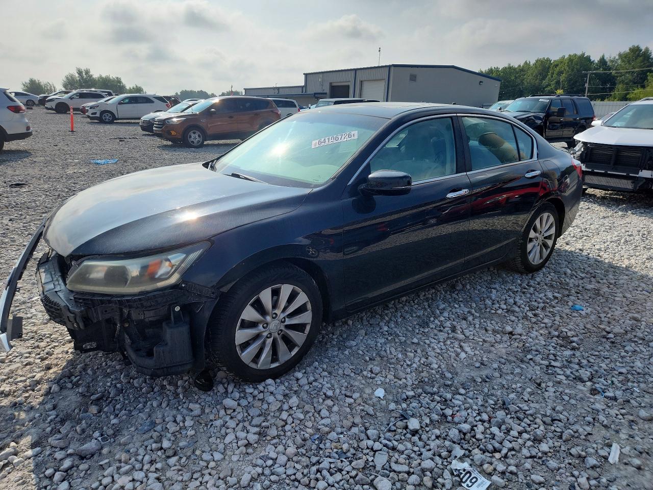 2013 Honda Accord EX, VIN 1HGCR2F75DA105590 — Front end