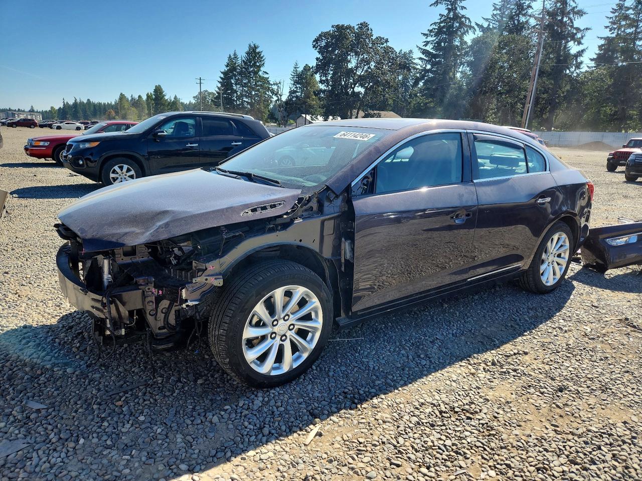 2015 Buick LaCrosse Leather, VIN 1G4GB5G37FF159637 — Front end
