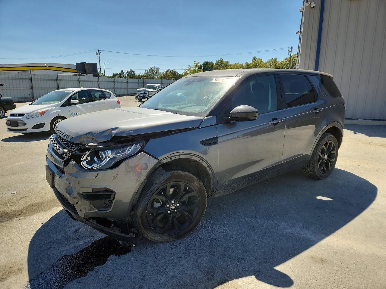 2016 Land Rover Discovery Sport HSE, VIN SALCR2BG2GH627943 — Front end