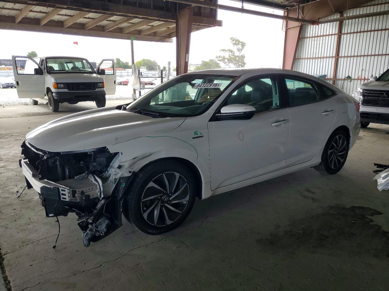2020 Honda Insight Touring, VIN 19XZE4F90LE009427 — Перед